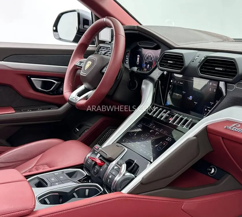 Lamborghini Urus 2020 for Sale in Dubai Image-14