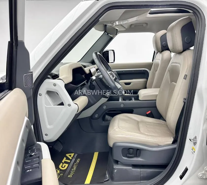 Land Rover Defender 2022 for Sale in Dubai Image-15