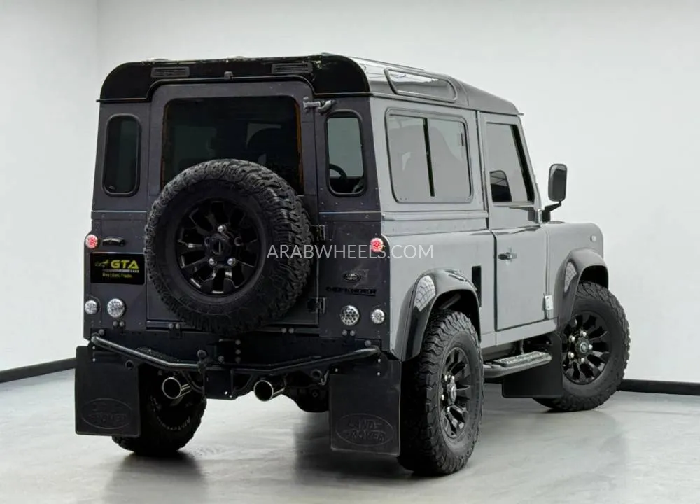 لاند روفر ديفندر 1988 for Sale in دبي Image-6