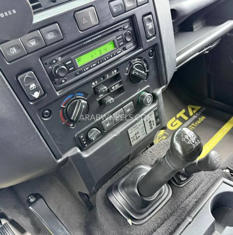 Land Rover Defender 2008 for Sale in Dubai Image-17