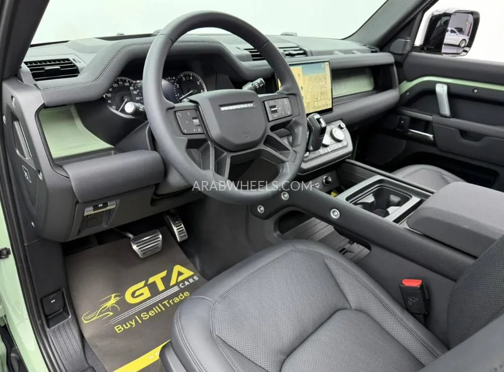 Land Rover Defender 2023 for Sale in Dubai Image-10