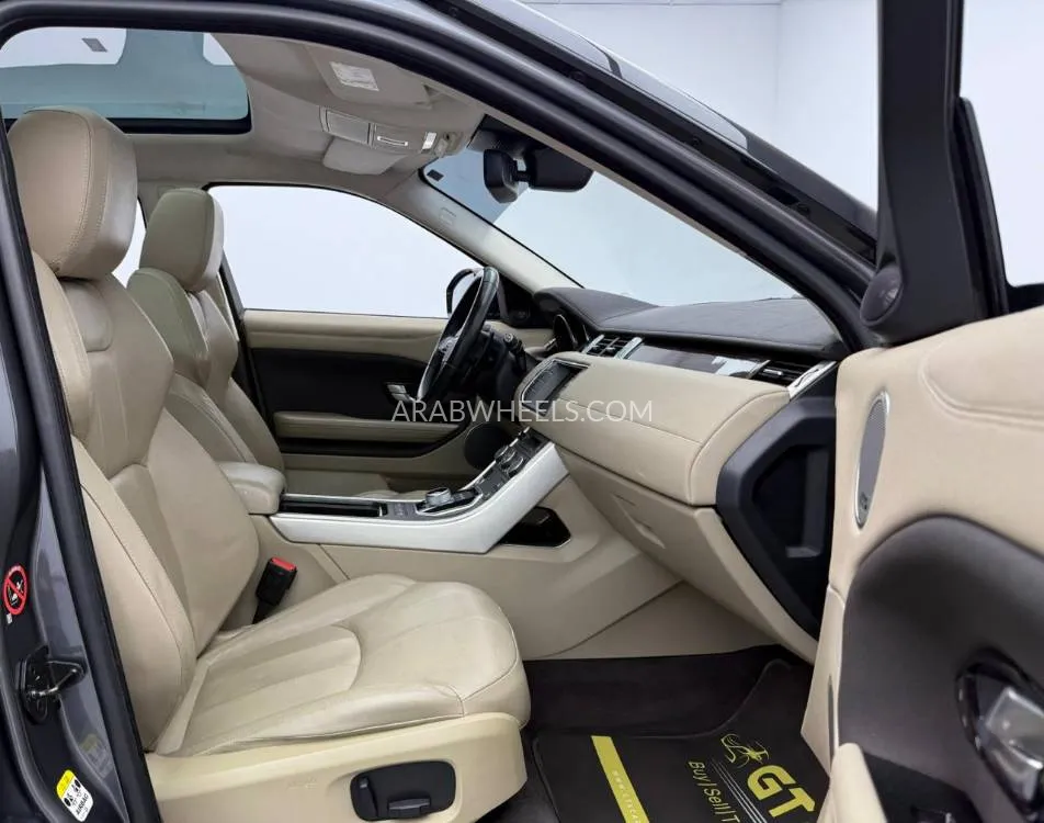 Land Rover Range Rover Evoque 2016 for Sale in Dubai Image-15