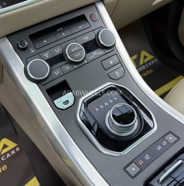 Land Rover Range Rover Evoque 2016 for Sale in Dubai Image-18