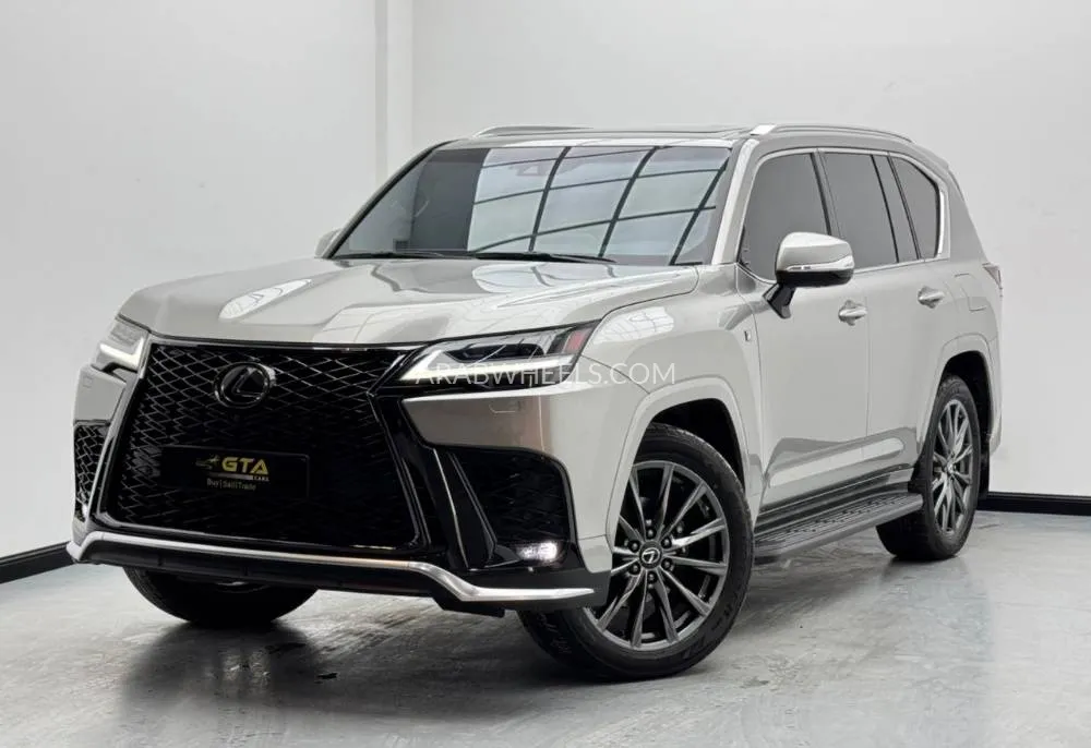 لكزس LX 2023 for Sale in دبي Image-3