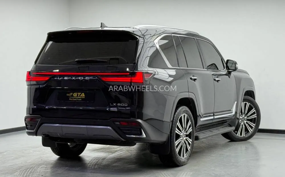 لكزس LX 2024 for Sale in دبي Image-4