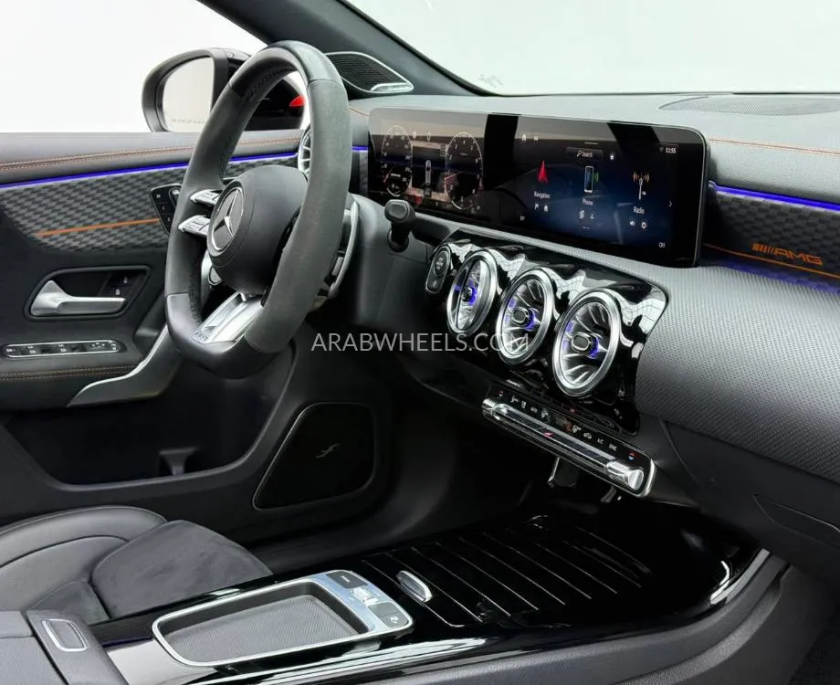 مرسيدس بنز كلاس A 2023 for Sale in دبي Image-12