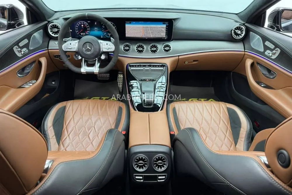 مرسيدس بنز AMG جي تي 2019 for Sale in دبي Image-9