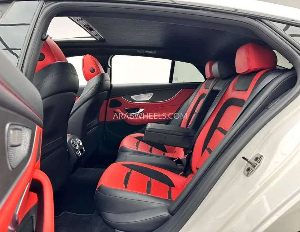 مرسيدس بنز AMG جي تي 2021 for Sale in دبي Image-17