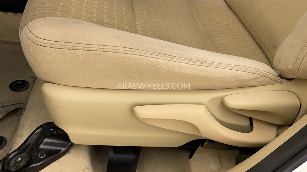 تويوتا يارس 2022 for Sale in دبي Image-19