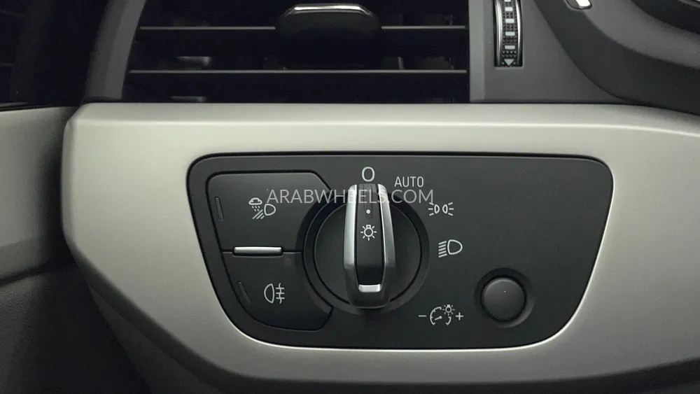 Audi A4 2023 for Sale in Dubai Image-37