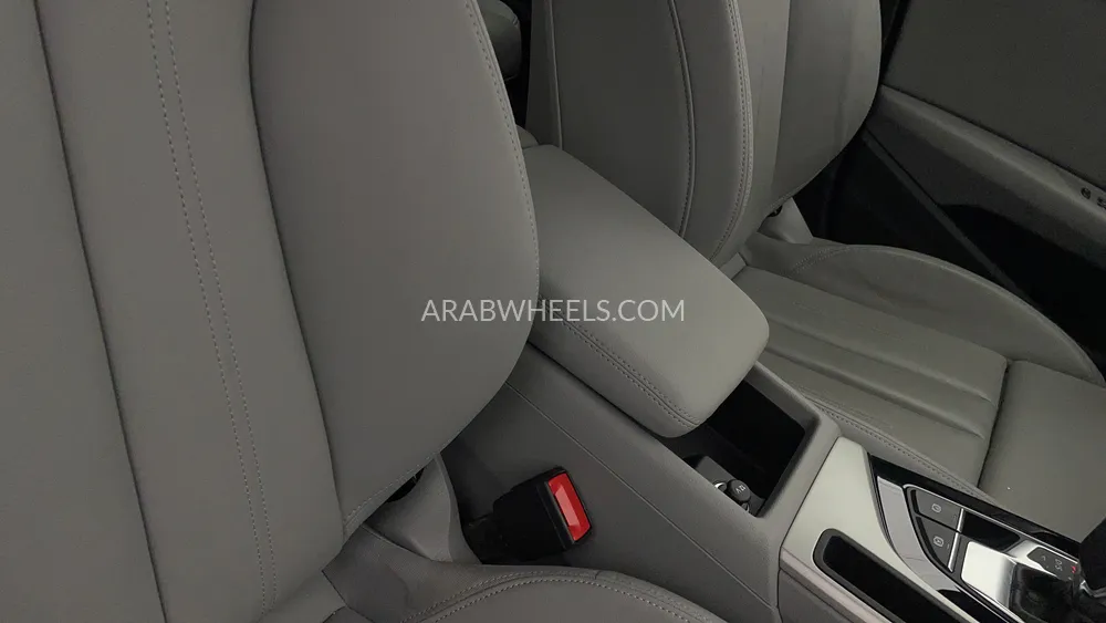 Audi A4 2023 for Sale in Dubai Image-39