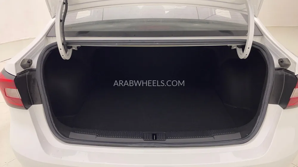 MG 5 2023 for Sale in Dubai Image-23