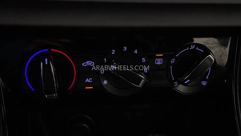 MG 5 2023 for Sale in Dubai Image-32