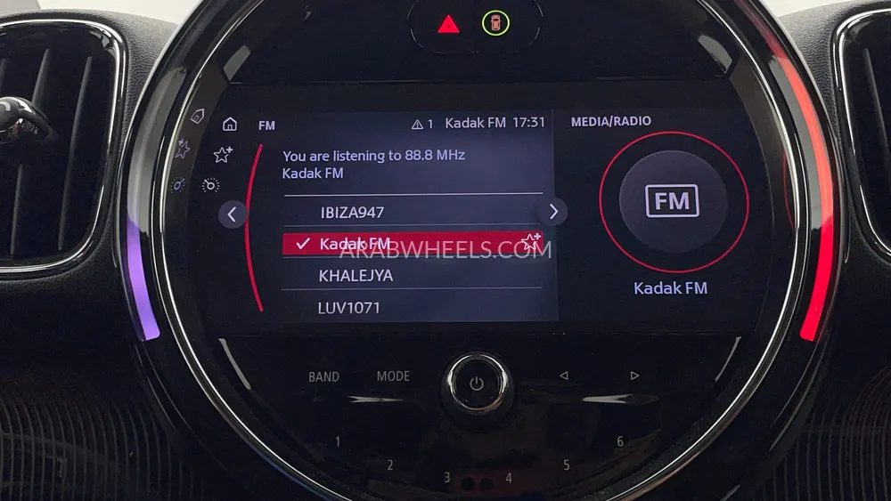 ميني كانتريمان 2023 for Sale in دبي Image-34