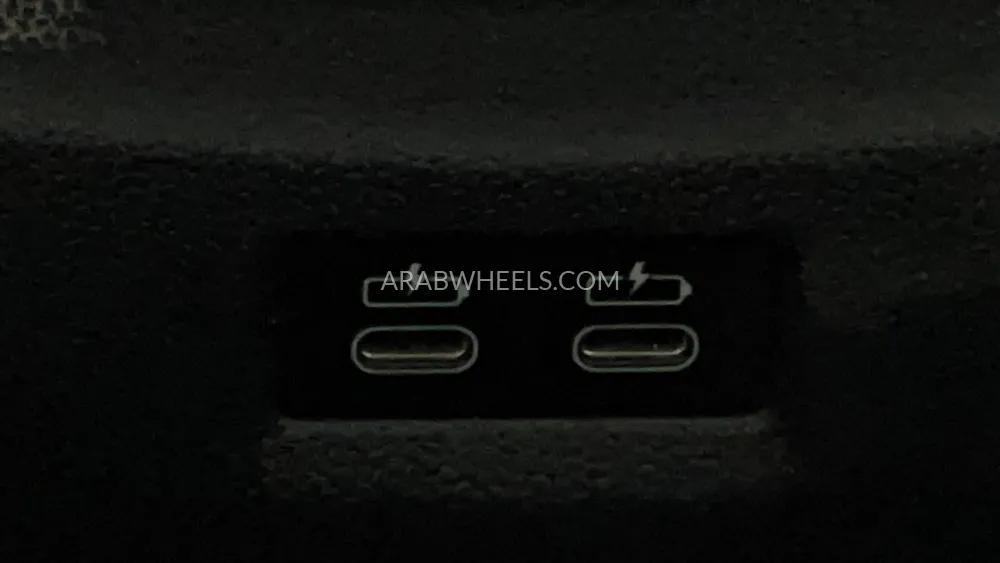 ميني كانتريمان 2023 for Sale in دبي Image-58