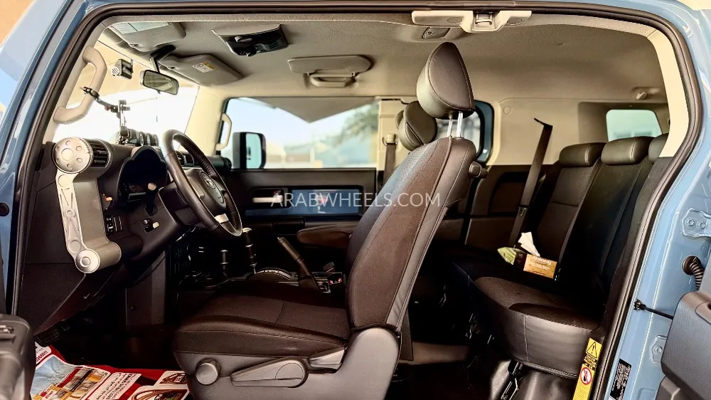 Toyota FJ Cruiser 2021 for Sale in Dubai Image-5