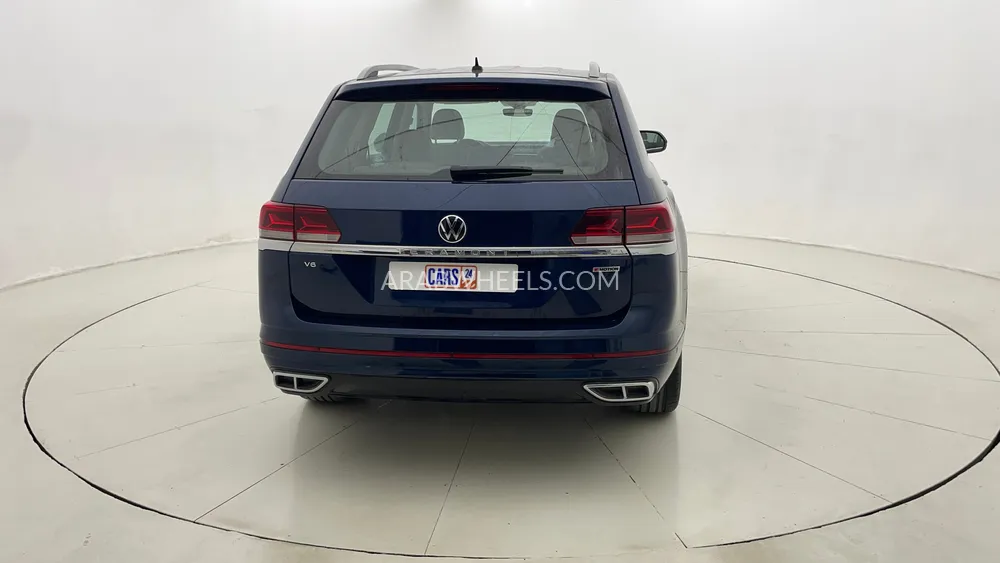 Volkswagen Teramont 2022 for Sale in Dubai Image-4