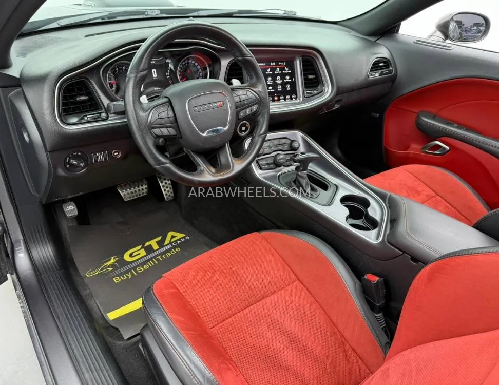 دودج تشالينجر 2018 for Sale in دبي Image-10