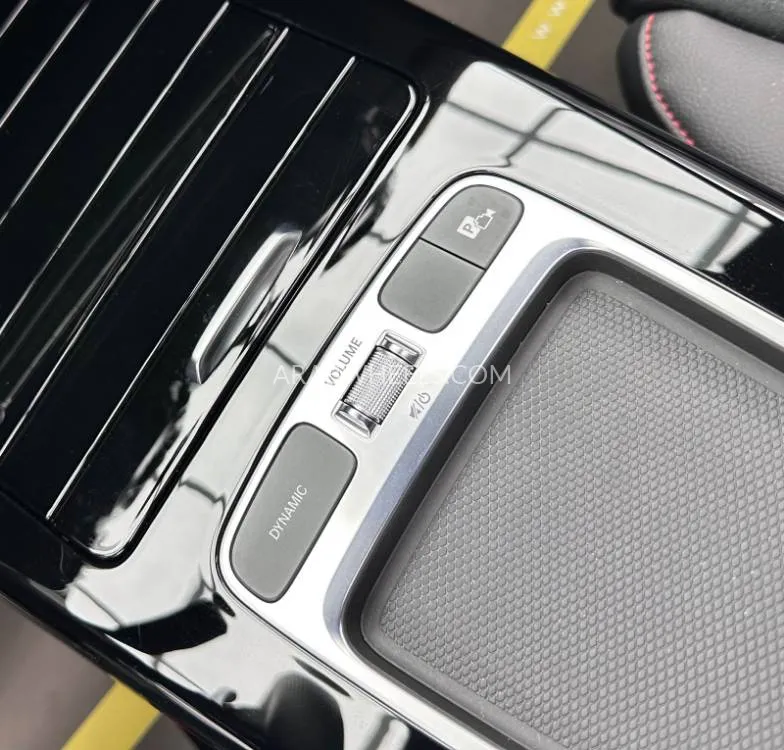 مرسيدس بنز كلاس A 2024 for Sale in دبي Image-14