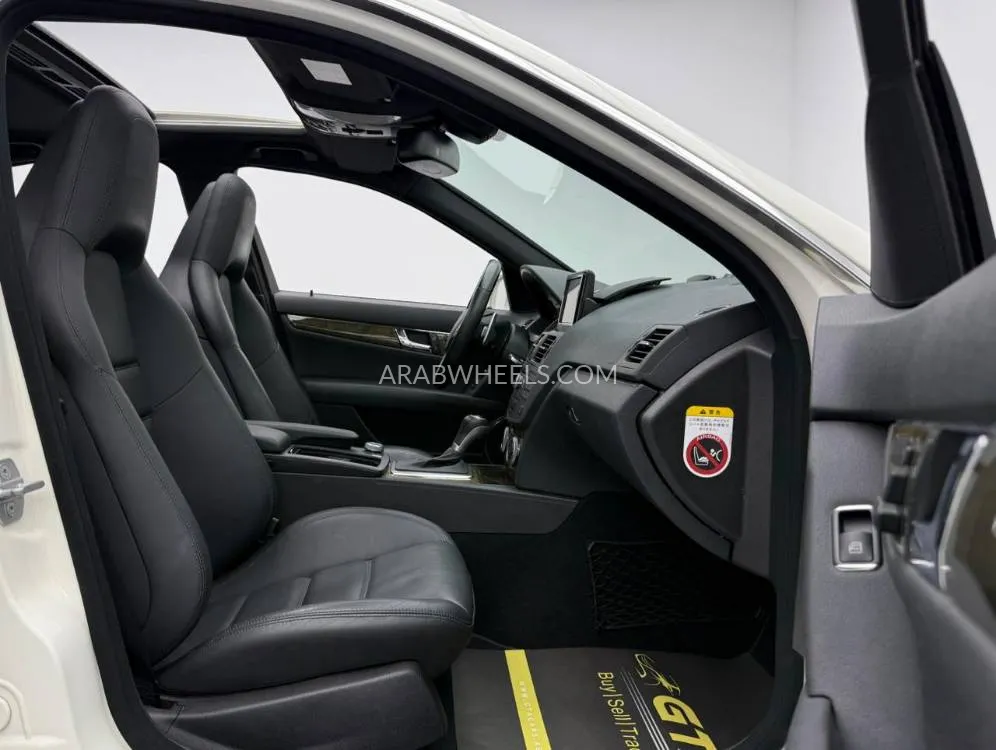 Mercedes Benz C Class 2010 for Sale in Dubai Image-15