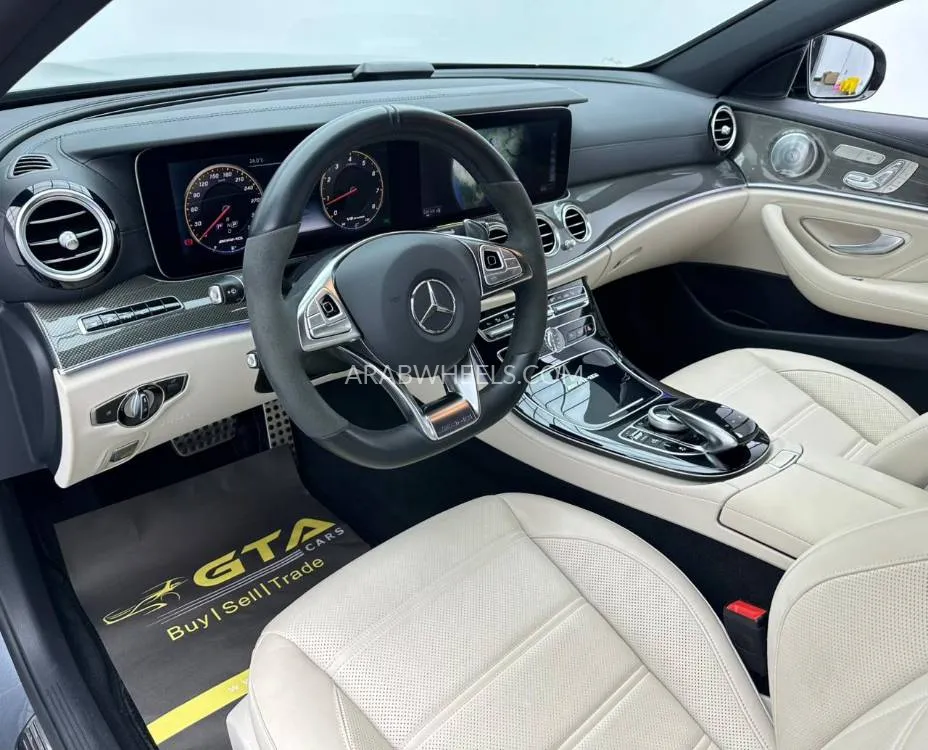 Mercedes Benz E Class 2018 for Sale in Dubai Image-9