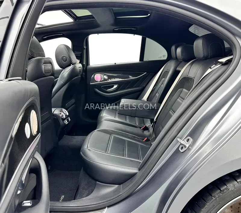 Mercedes Benz E Class 2020 for Sale in Dubai Image-16