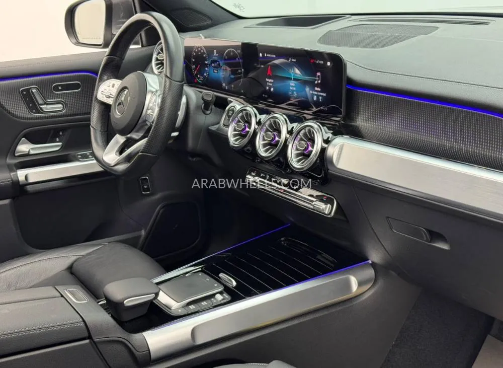 مرسيدس بنز EQB 2023 for Sale in دبي Image-12