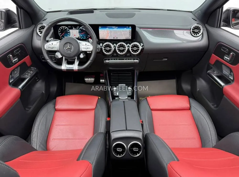 Mercedes Benz GLA 2022 for Sale in Dubai Image-9