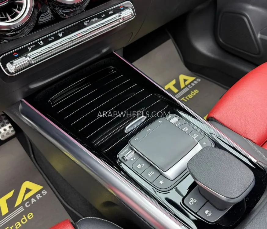 Mercedes Benz GLA 2022 for Sale in Dubai Image-18