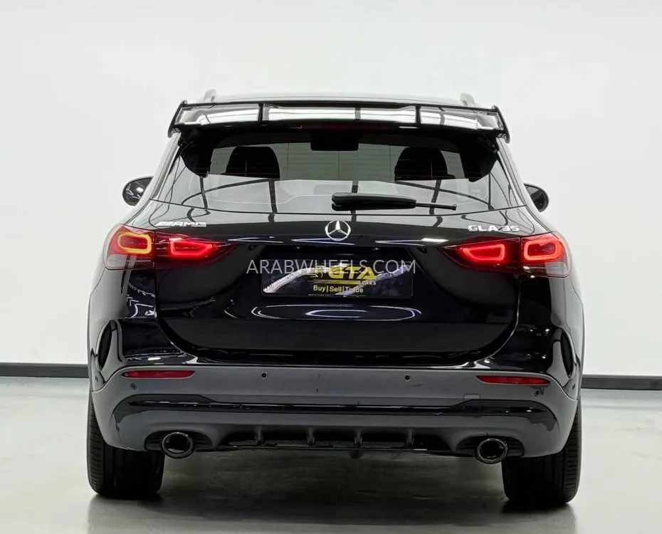 Mercedes Benz GLA 2022 for Sale in Dubai Image-5