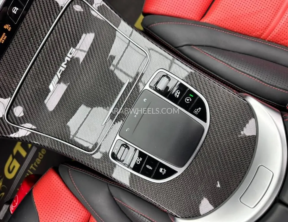 Mercedes Benz GLC Class 2020 for Sale in Dubai Image-14