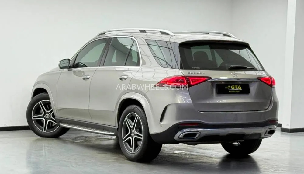 Mercedes Benz GLE Class 2022 for Sale in Dubai Image-6