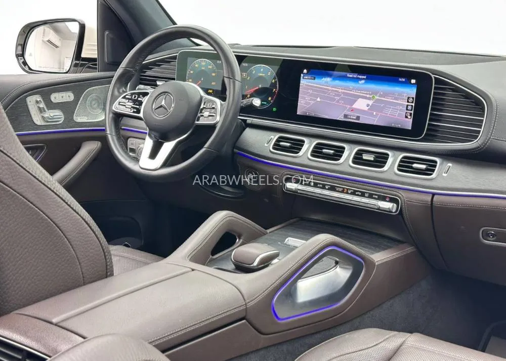 Mercedes Benz GLE Class 2022 for Sale in Dubai Image-11