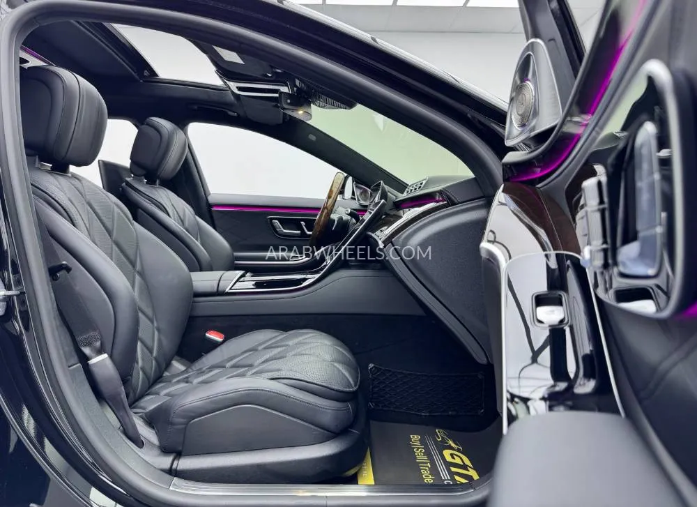 Mercedes Benz CLS Class 2022 for Sale in Dubai Image-17