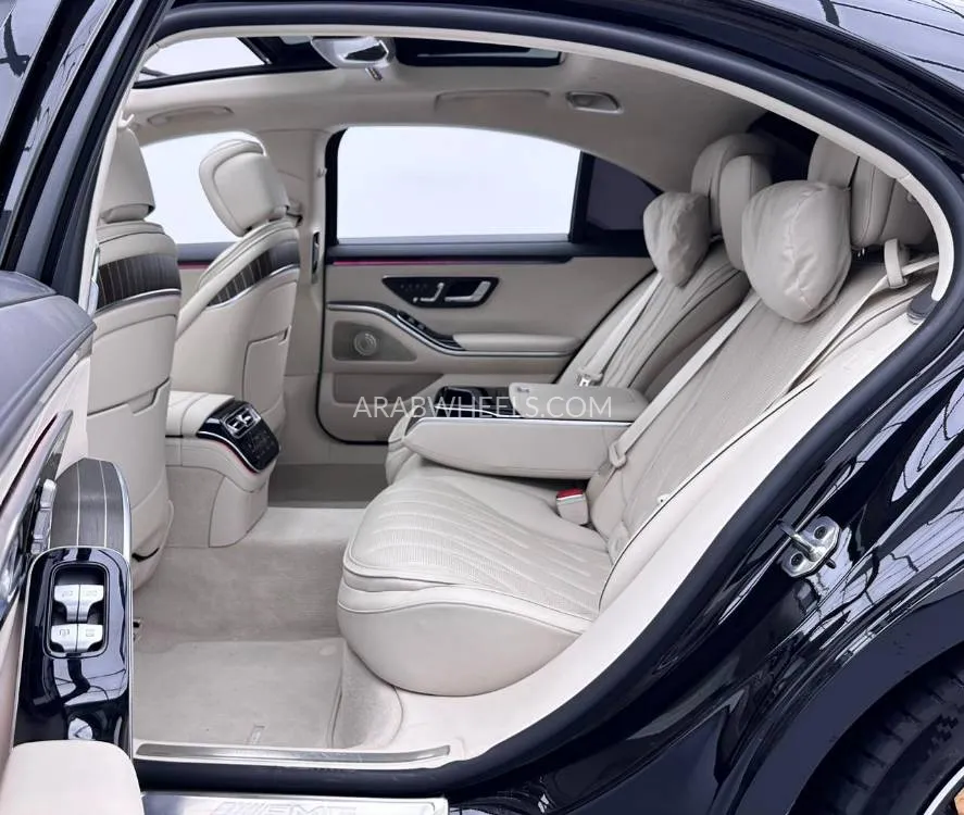 Mercedes Benz CLS Class 2024 for Sale in Dubai Image-19