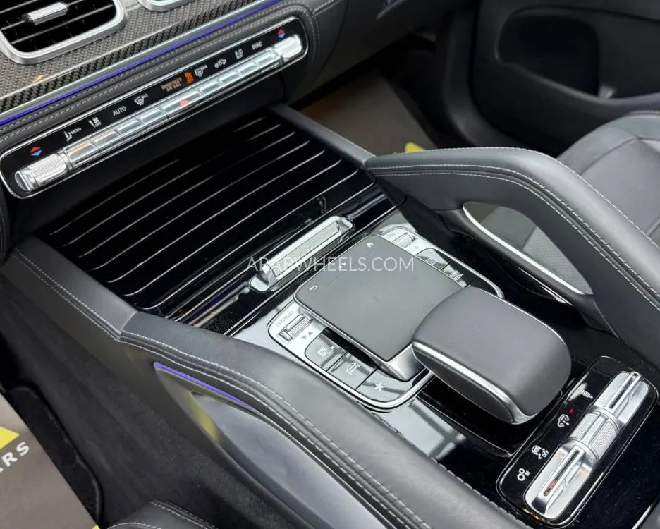 Mercedes Benz GLE Class 2021 for Sale in Dubai Image-18