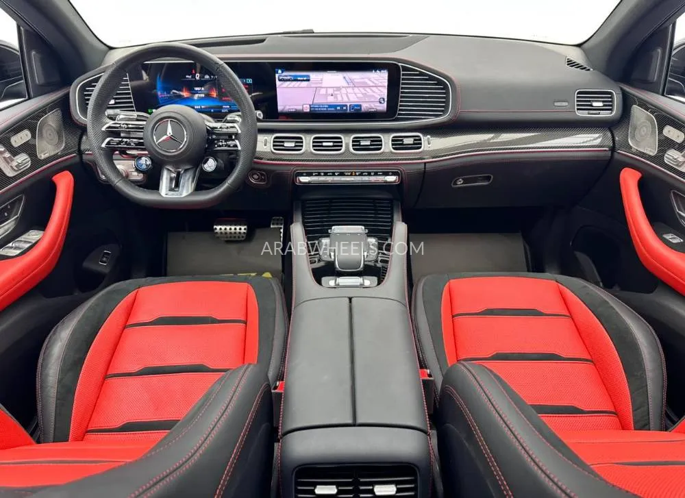 مرسيدس بنز GLE Class 2024 for Sale in دبي Image-10