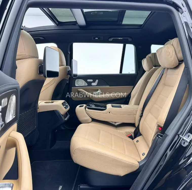 مرسيدس بنز GLE Class 2024 for Sale in دبي Image-16