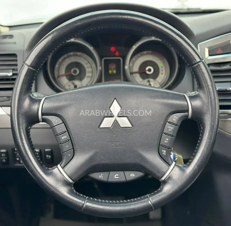 Mitsubishi Pajero 2022 for Sale in Dubai Image-7