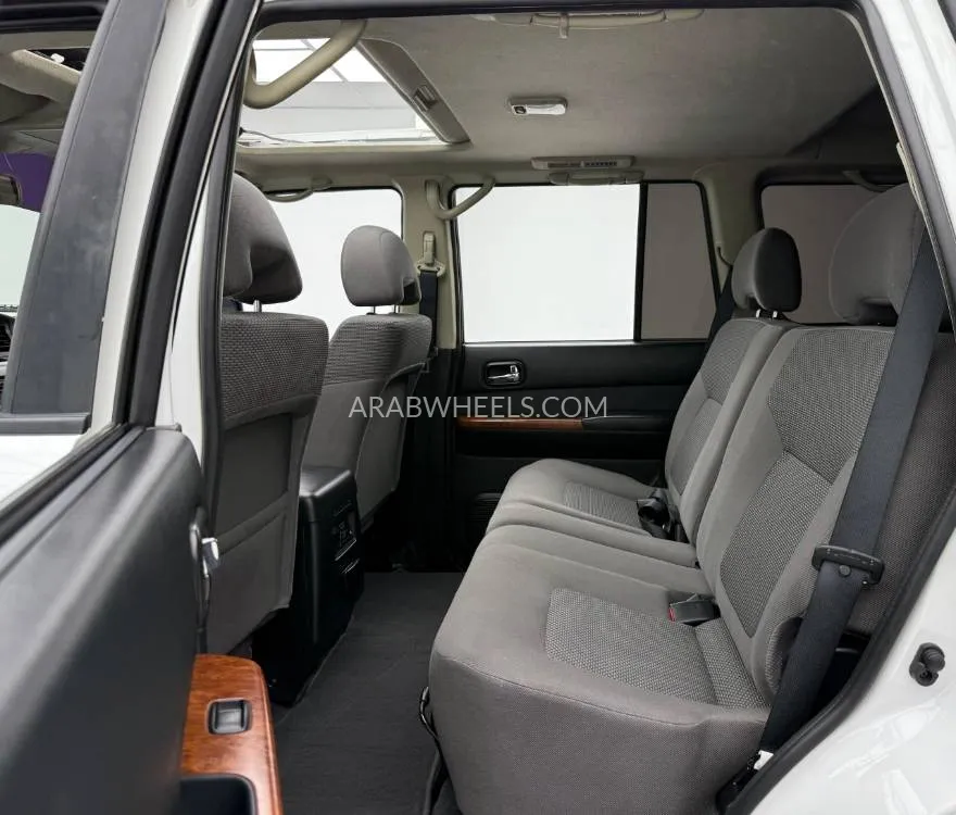 Nissan Patrol 2022 for Sale in Dubai Image-16