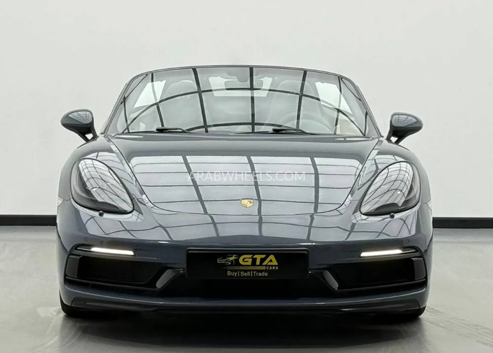 Porsche 718 2018 for Sale in Dubai Image-2