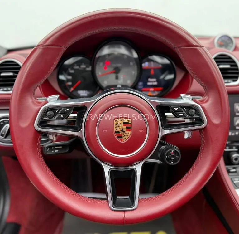 Porsche 718 2019 for Sale in Dubai Image-8