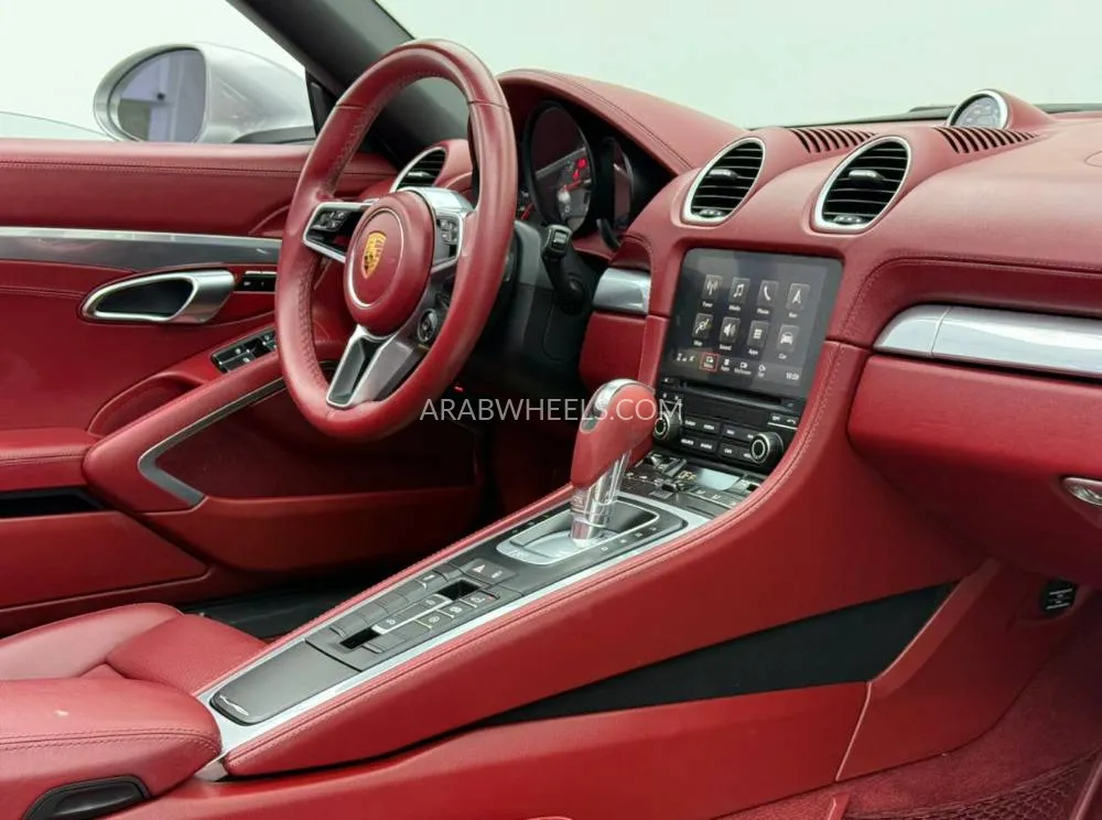 Porsche 718 2019 for Sale in Dubai Image-11