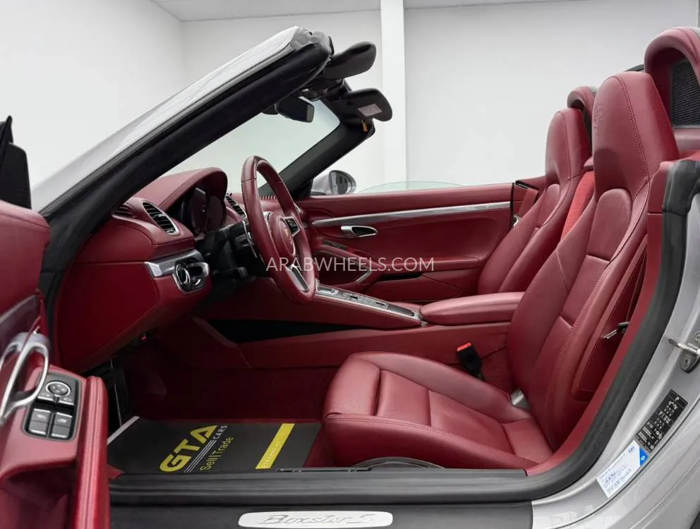 Porsche 718 2019 for Sale in Dubai Image-12