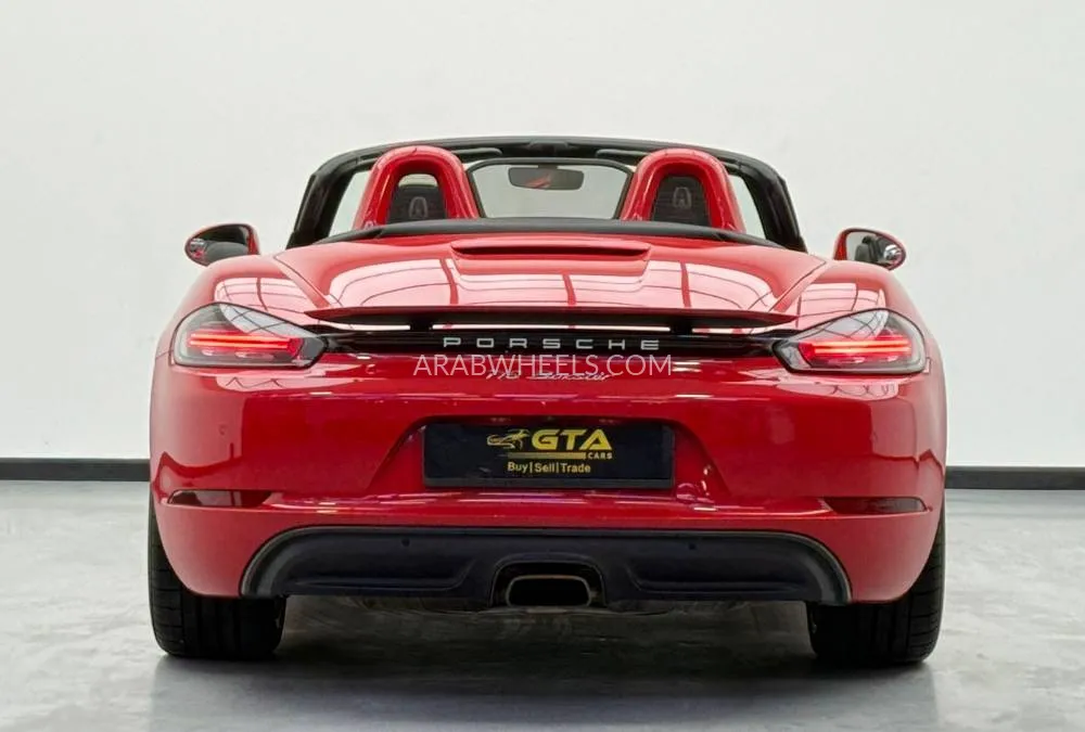 Porsche 718 2017 for Sale in Dubai Image-6