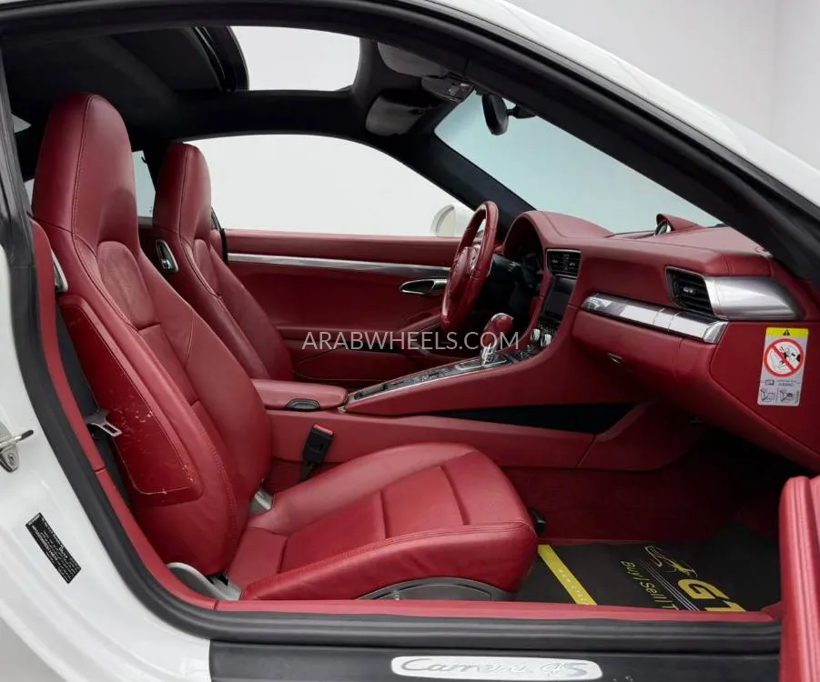 بورشه 911 2014 for Sale in دبي Image-13