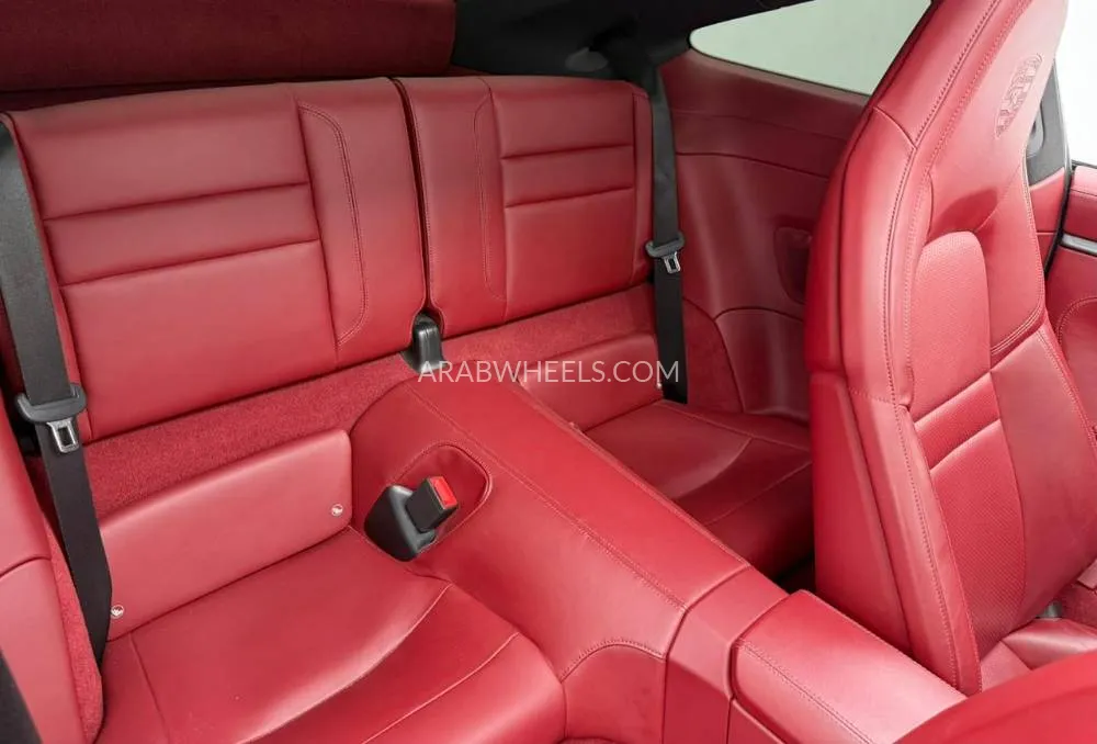 بورشه 911 2020 for Sale in دبي Image-4