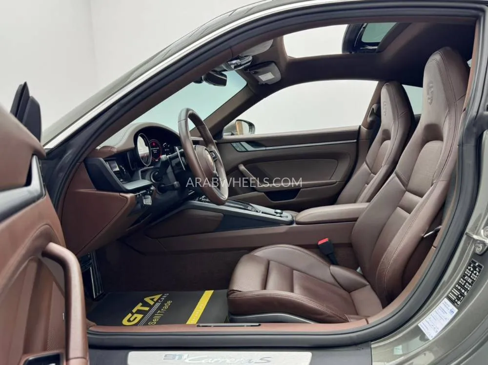بورشه 911 2020 for Sale in دبي Image-10