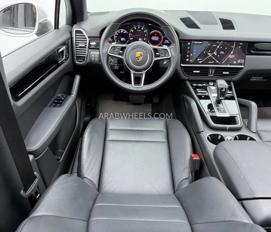Porsche Cayenne 2022 for Sale in Dubai Image-8
