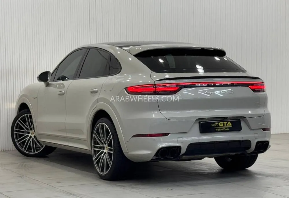 Porsche Cayenne 2021 for Sale in Dubai Image-6